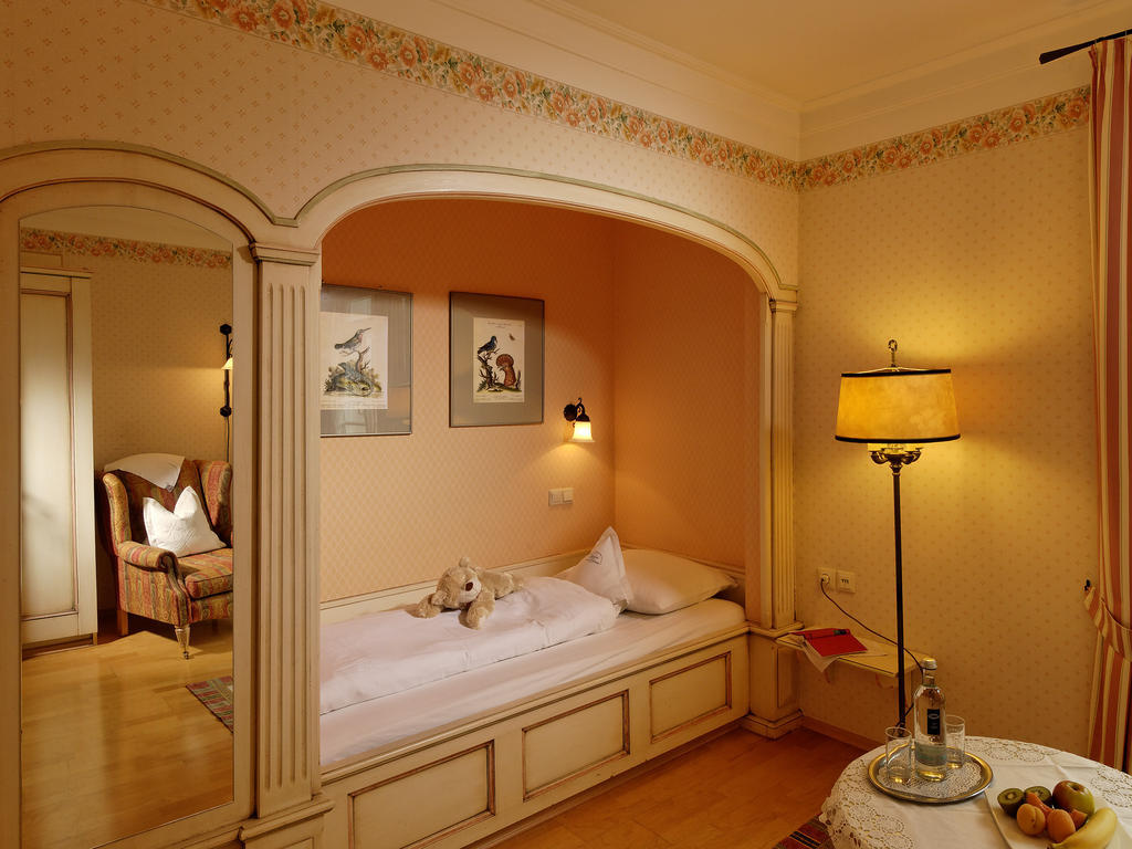 Landhotel Zum Baeren Balduinstein Rum bild